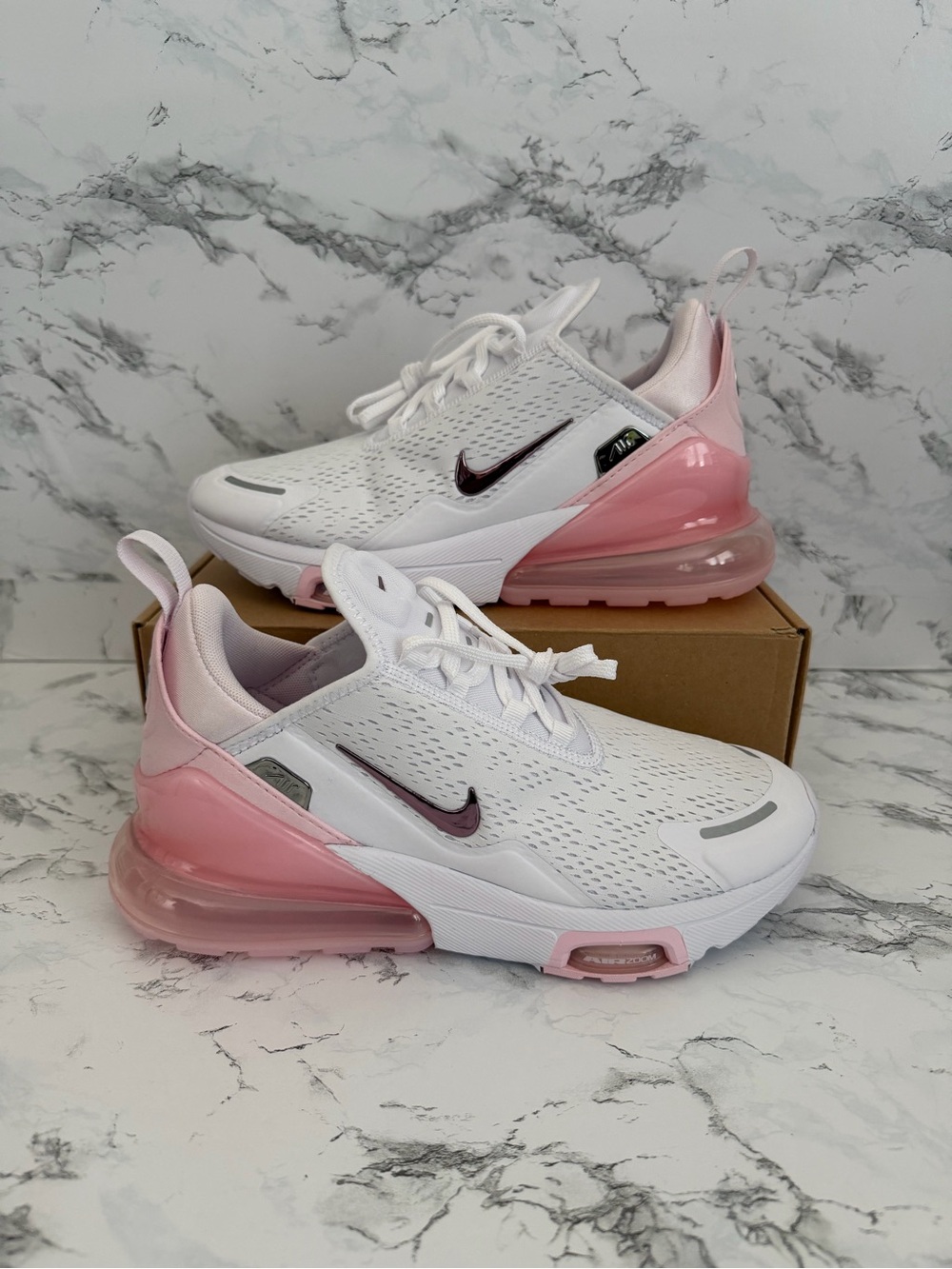 Nike Air Max 270 Premium Pink Foam Athletic Shoes Casual IO9884 Women’s Size 9.5 - Picture 1 of 8